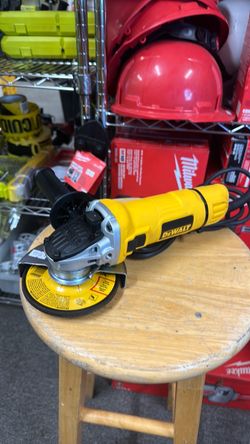DEWALT 7 Amp 4.5 in. Small Corded Angle Grinder with 1-Touch Guard