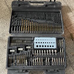 Drills bit set