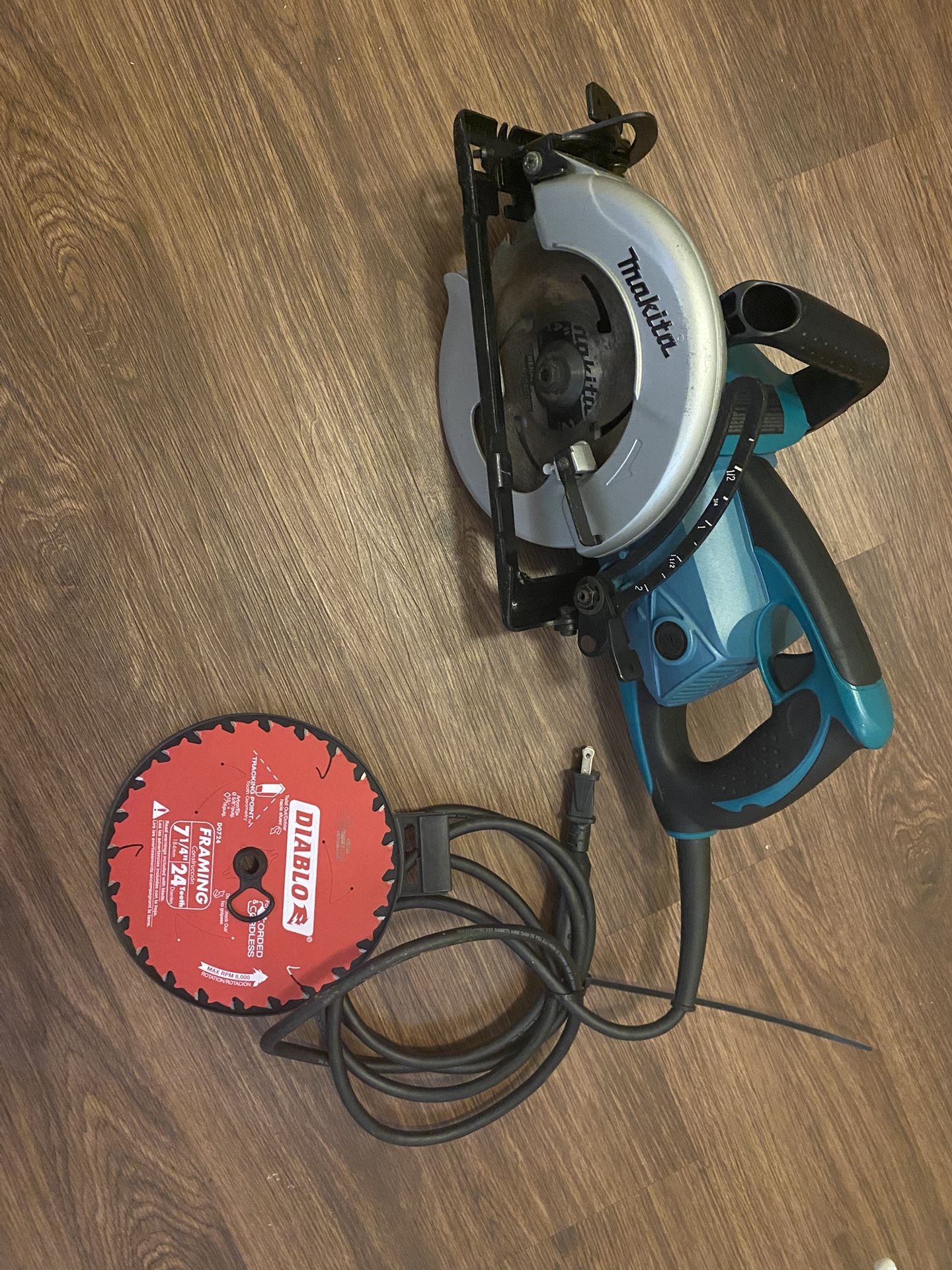 Makita Saw