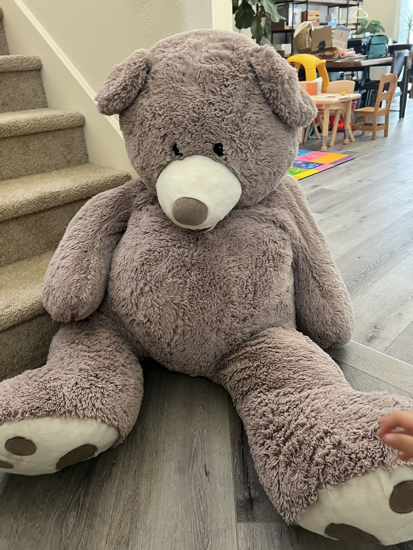 Giant Bear - Stuffed Animal 
