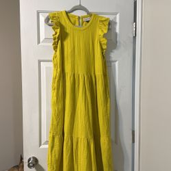 Yellow Dress 