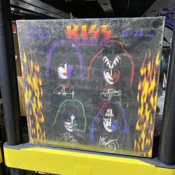 Kiss 500 Piece Jigsaw Puzzle 