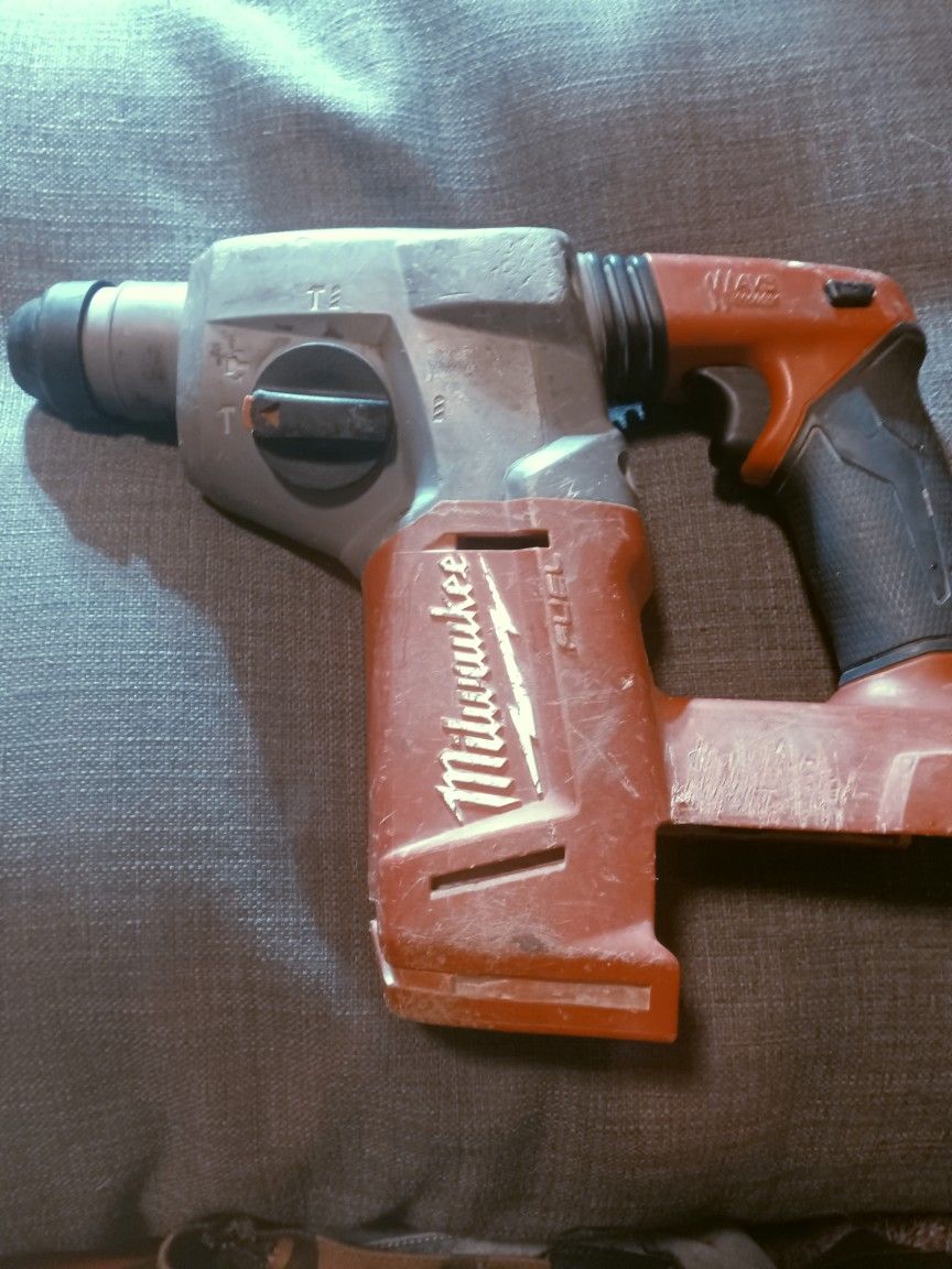 Milwaukee M18 SDS + Roto Hammer