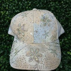 Womens White/ Peach  Adjustable Hat