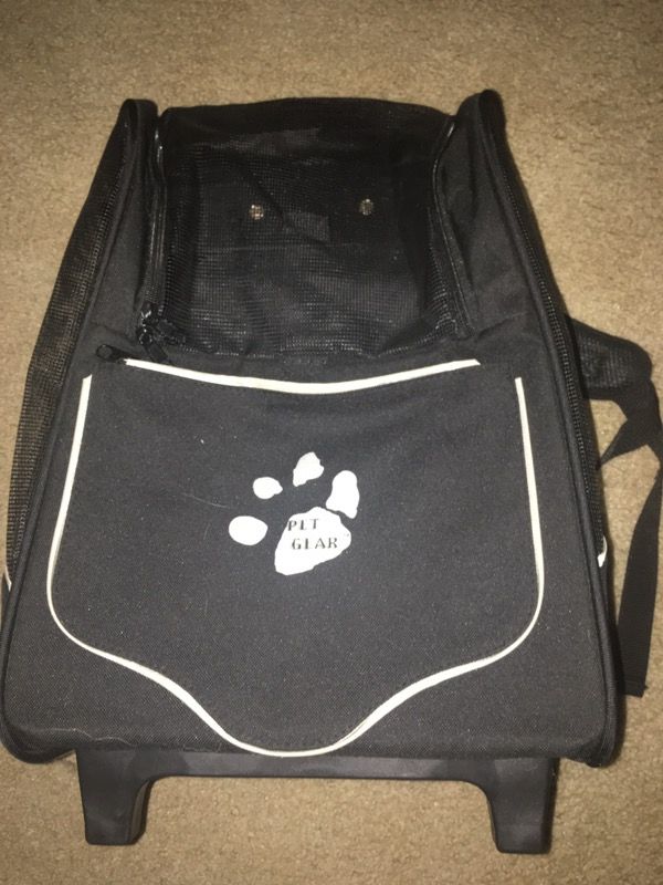 Travel backpack for small pets