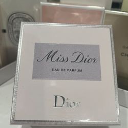 Miss Dior EAU DE PARFUM