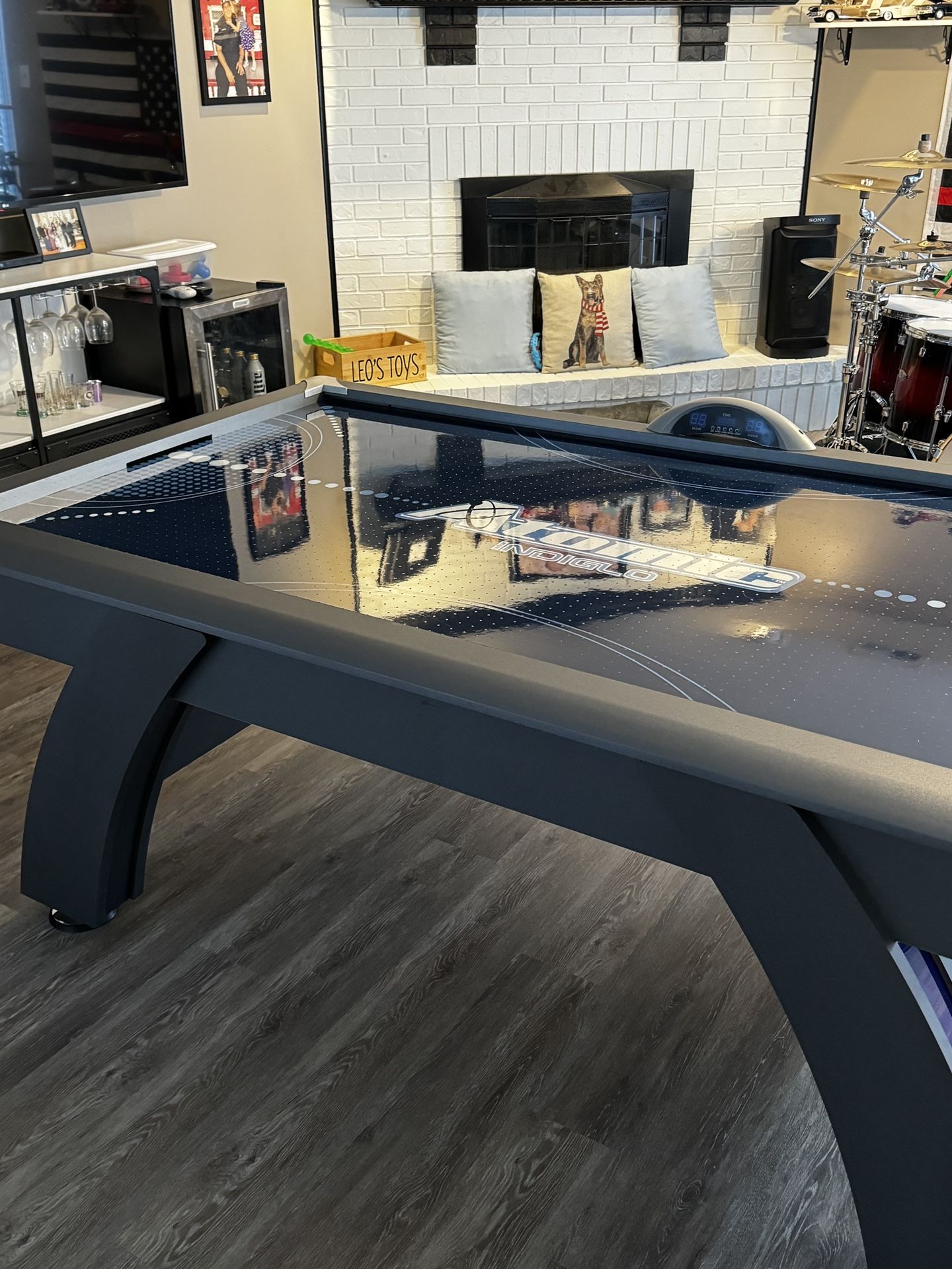 Atomic Indiglo Air Hockey Table
