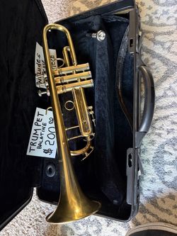 Trumpet. Hard case. Mouthpiece