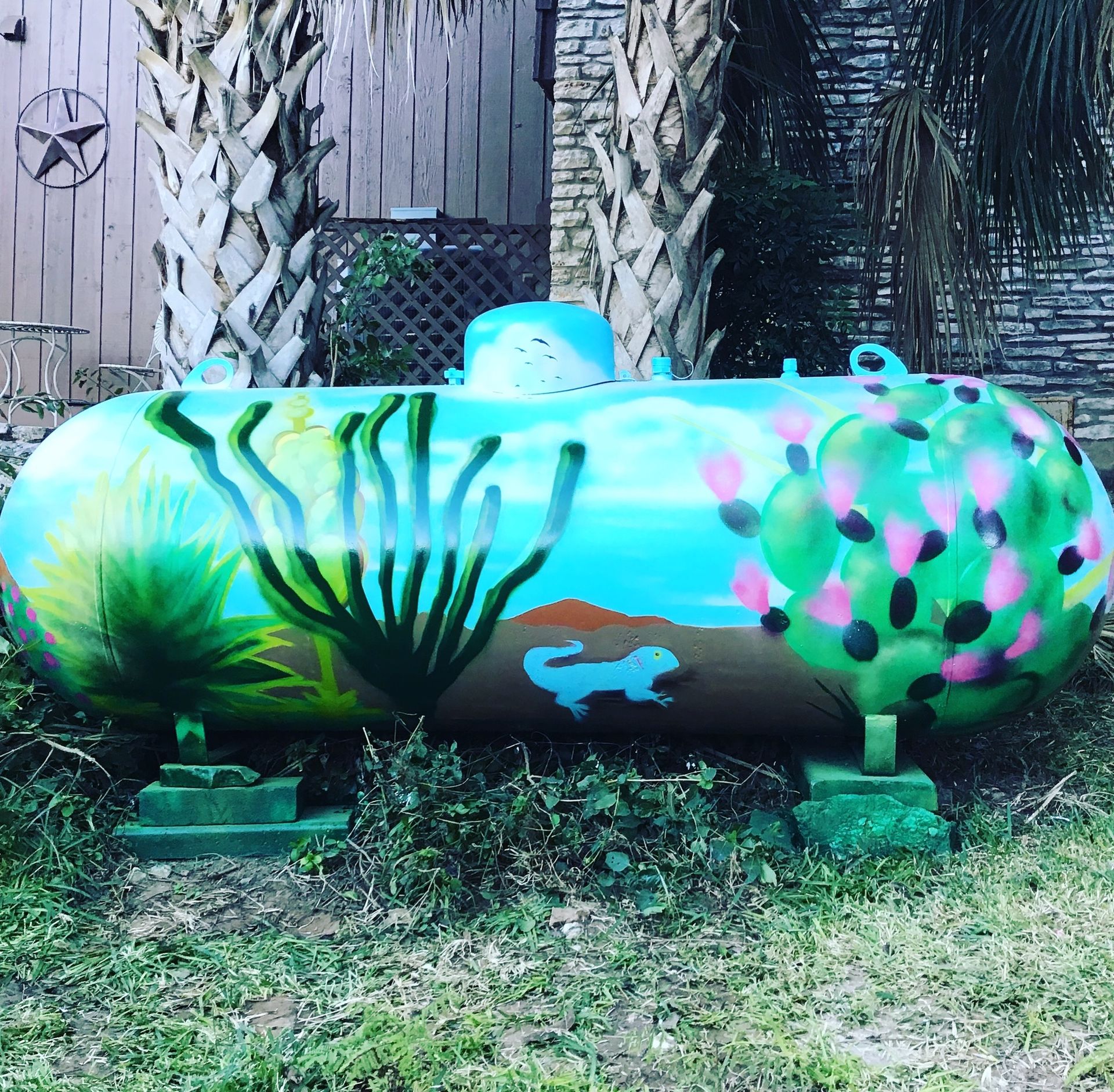 Propane tank painting
