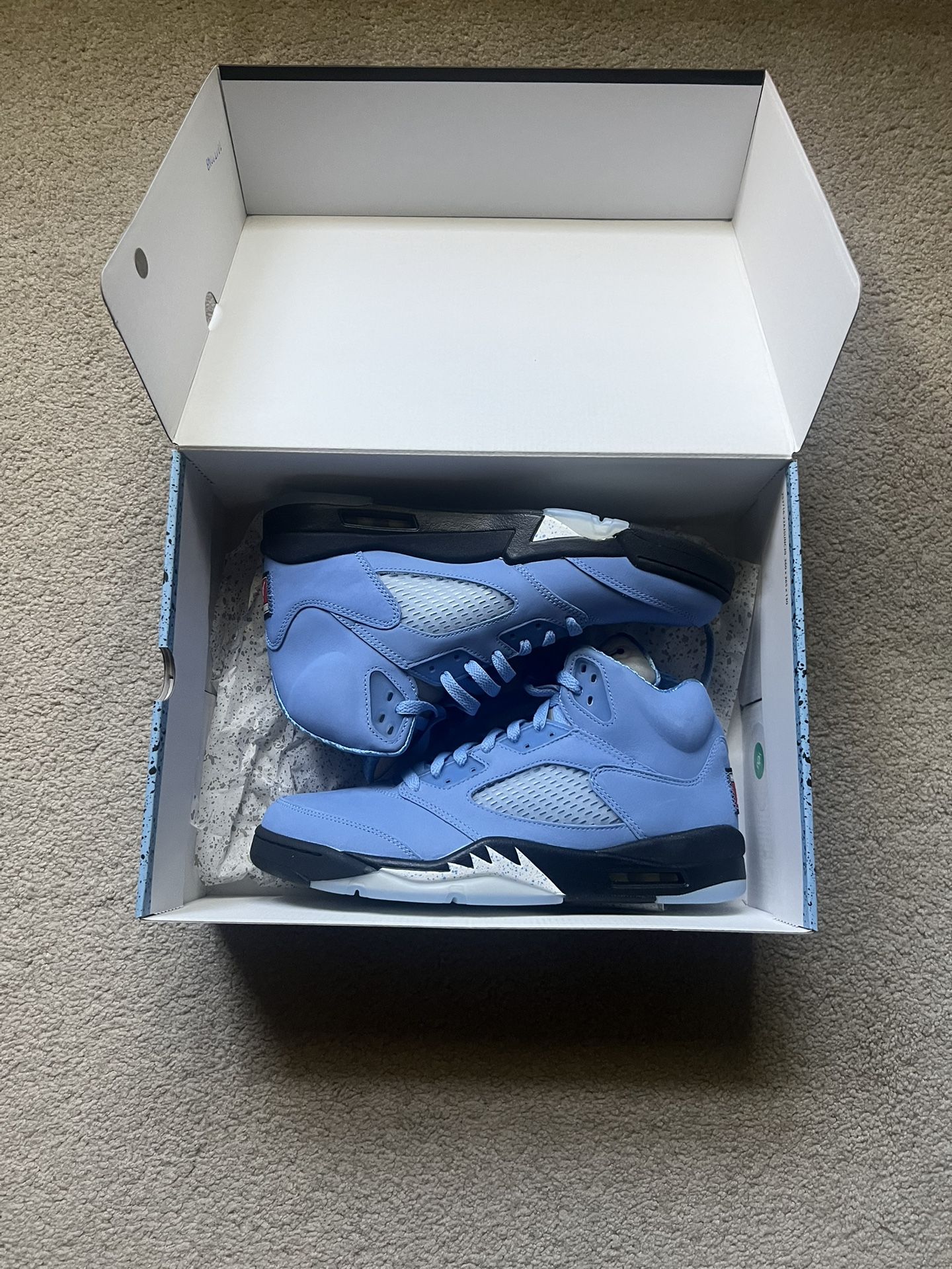 Jordan 5 “unc” size 11