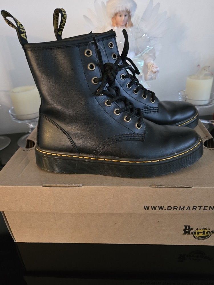 Dr. Martin's Womans Boots...6