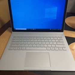 Microsoft surface book 2 ((NEED SOLD ASAP))