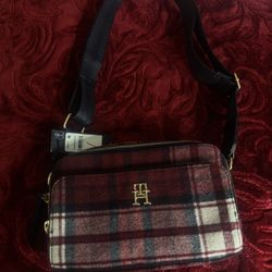 Tommy Hilfiger Crossbody Bag