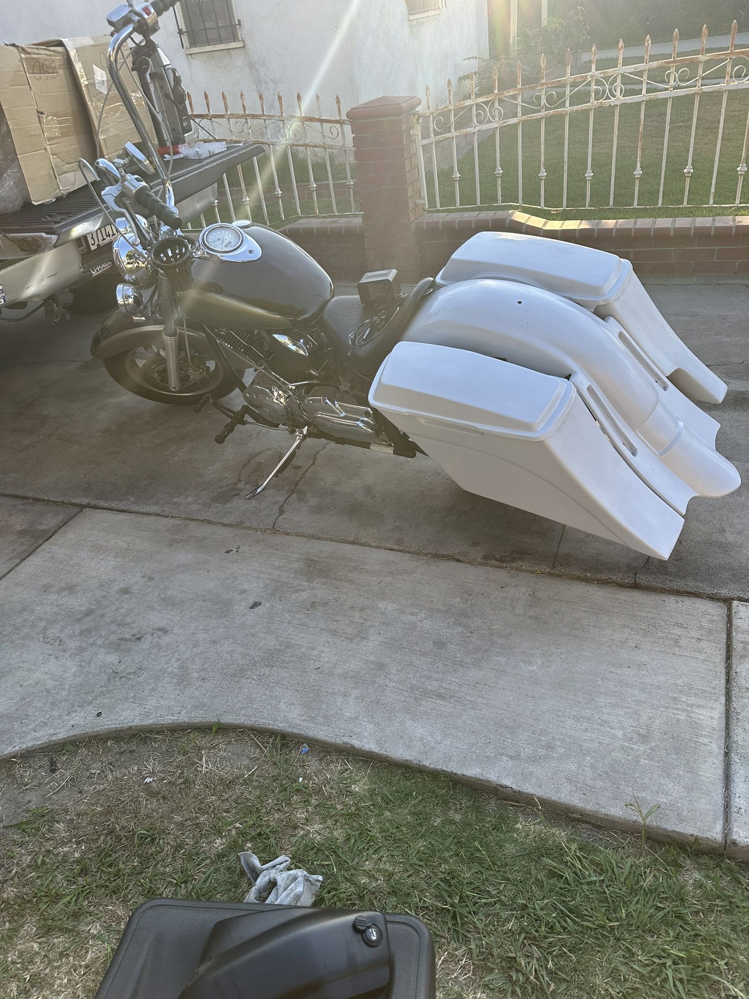 Vstar 1100 Stretch Bags & Fender
