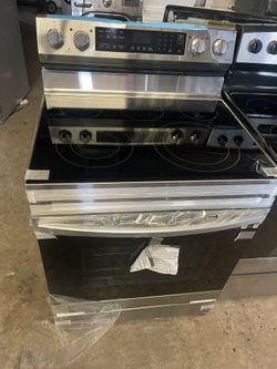 New Samsung Electric Range 