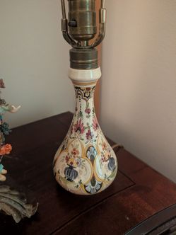 Ivora Gouda Holland antique pottery lamp