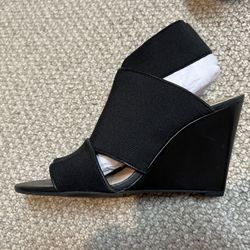 Vince Camuto Black Wedge Heels Size 7.5