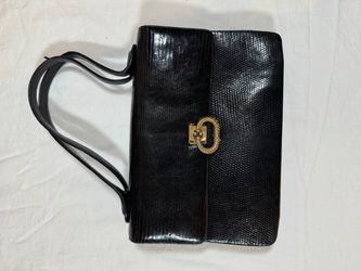 Vintage Finesse La Model black leather handbag