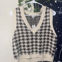 Garage Cropped Sweater Vest 