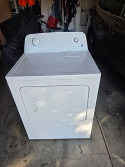 Kenmore electric dryer completely reconditioned ready to go Works excellent