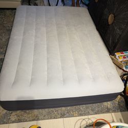 INTEX Air Mattress Queen