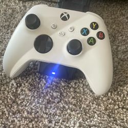 White Xbox Controller Wireless 