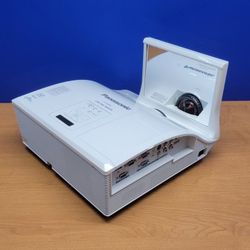 PANASONIC PT-CW240 PROJECTOR