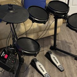 Alesis Drum Set