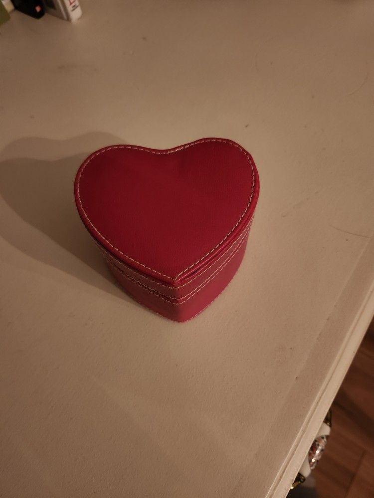 Valentine Heart Container