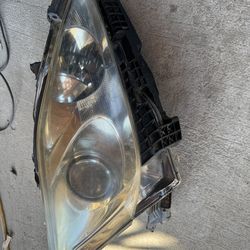 Lexus is headlight 2006 - 2013