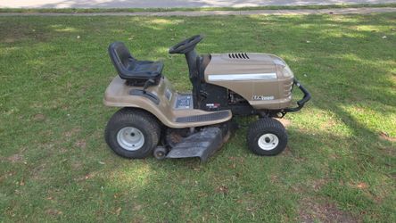 Craftsman LTX 1000 Riding Lawnmower Just Serviced