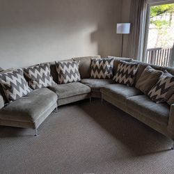High End Italia Sectional Sofa