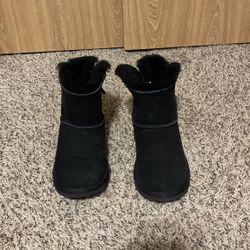 UGG Bailey Bow Boot