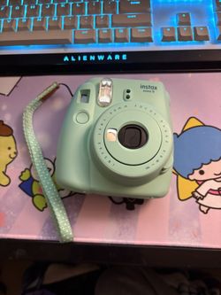 Polaroid Instax Mini 9