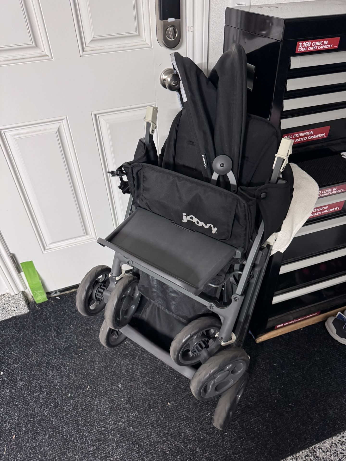 Joovy Caboose Ultra Light Sit and Stand Double Stroller