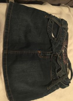 Guess woman skirt size small