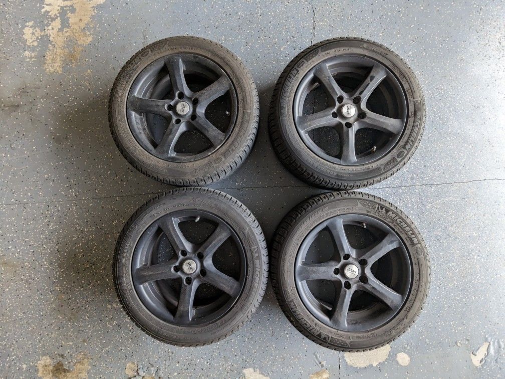 Snow Tires X-Ice Xi3 Michelin Studless With Rims