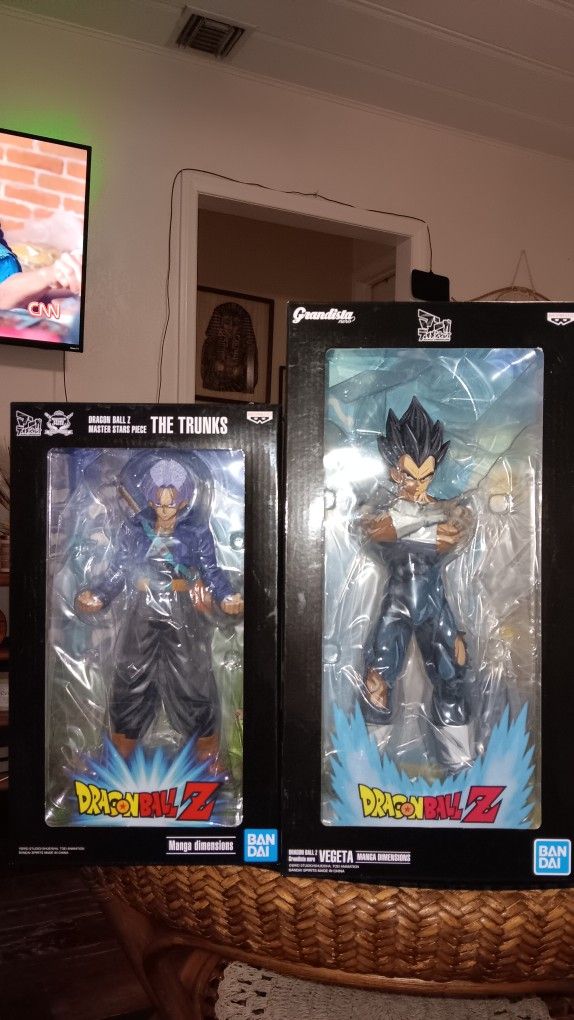 Manga Dimensions - Vegeta & Trunks - Dragon Ball Z