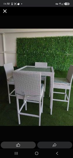 3-Piece Outdoor Bar Set – Modern Wicker Patio Furniture