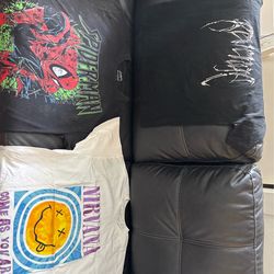 3 VINTAGE T SHIRTS. One price