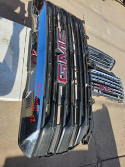 Gmc Sierra 1500 grille Oem