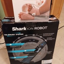 Shark Ion Robot Brand New 