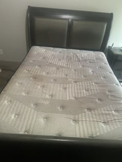 Bedframe And Mattress