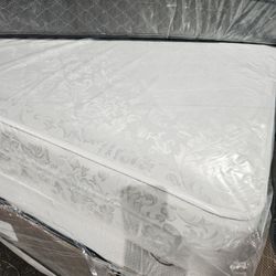 New Full Size  $179,<< Mattress And Box Spring 