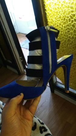 Size 7 mark heels