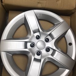 17” hubcaps for Dodge Charger, Chevy impala, Ford Fusion, Nissan rouge an most 17” steel rims Set Of 4pcs