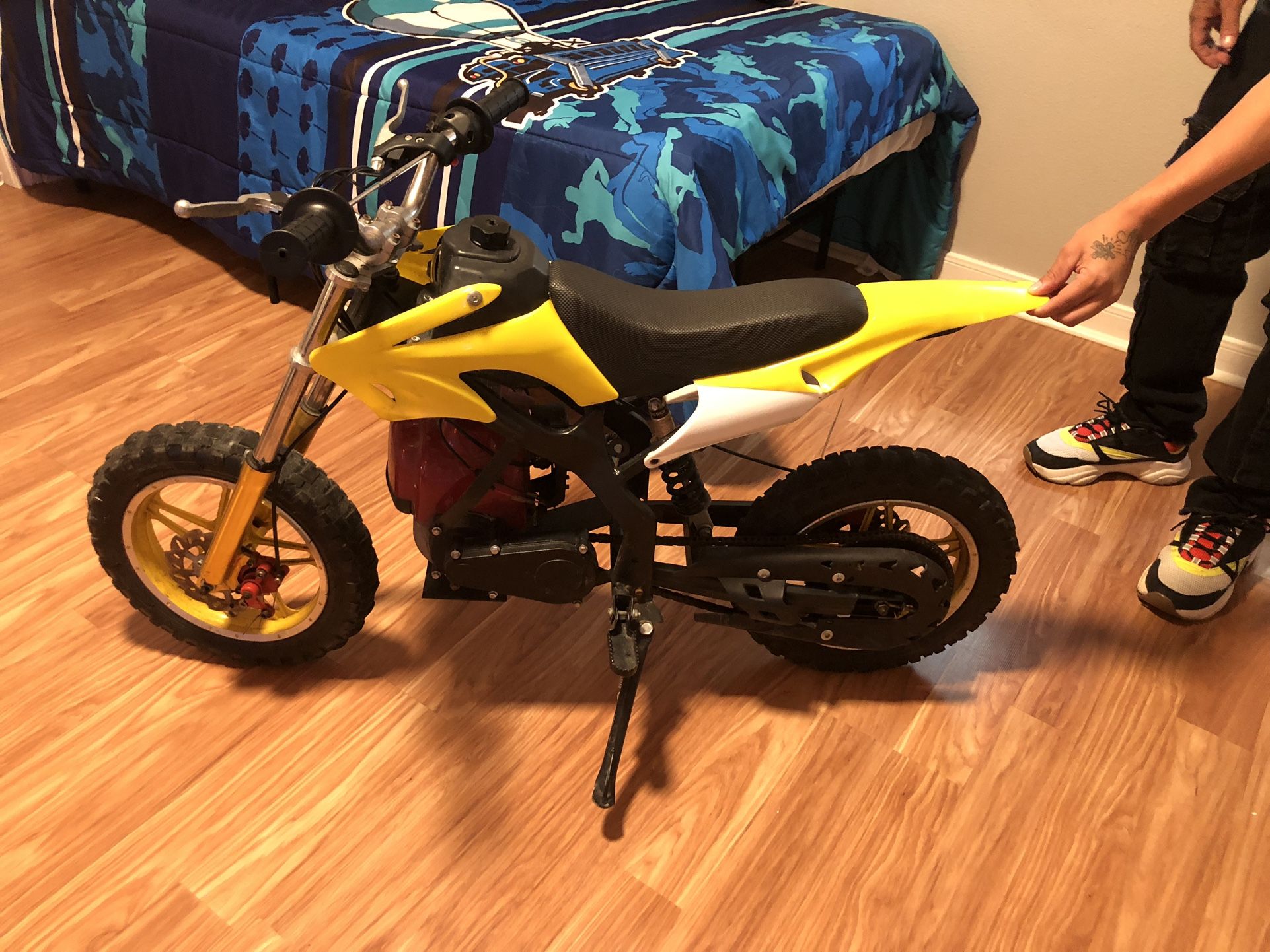 Dirt Bike 