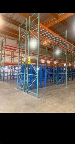 🔥🔥USED PALLET RACK FOR SALE 🔥 🔥