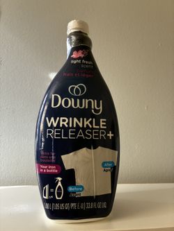 Downy Wrinkle Releaser Spray, All In One Wrinkle Release Spray, Odor Eliminator, Static Remover, Fabric Refresher & Ironing Aid for Clothes