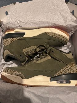 Jordan 3s size 9 men’s